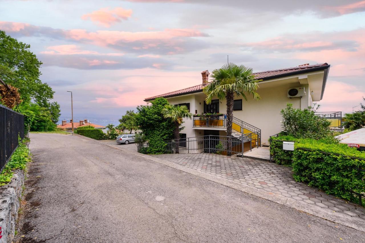 Apartments With A Parking Space Lovran, Opatija - 7869 Экстерьер фото